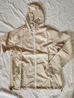 Grand Running Club Windbreaker Jacket Beige Lightweight Zip Up Size Small NWT